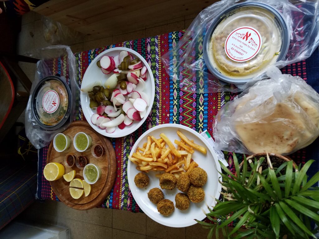 Hummus and accompaniments